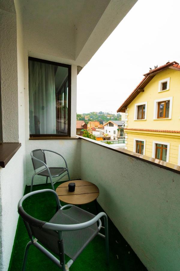 Ardor Apt - Bright And Secluded Apartment In The Heart Of Old Town Brasov Exterior photo